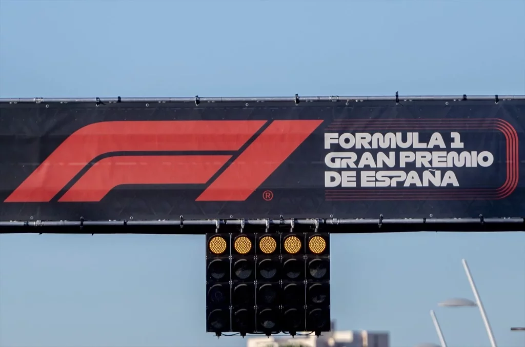 Stop F1 copiará la estrategia del Bernabéu para parar el Gran Premio de Madrid 2 Moncloa Arco de salida que tendrá el Gran Premio de España de Fórmula 1, en IFEMA Madrid, a 5 de diciembre de 2024, en Madrid (España). Madrid organizará el Gran Premio de España de Fórmula 1 desde 2026 y hasta 2035 (Fuente: Agencias)